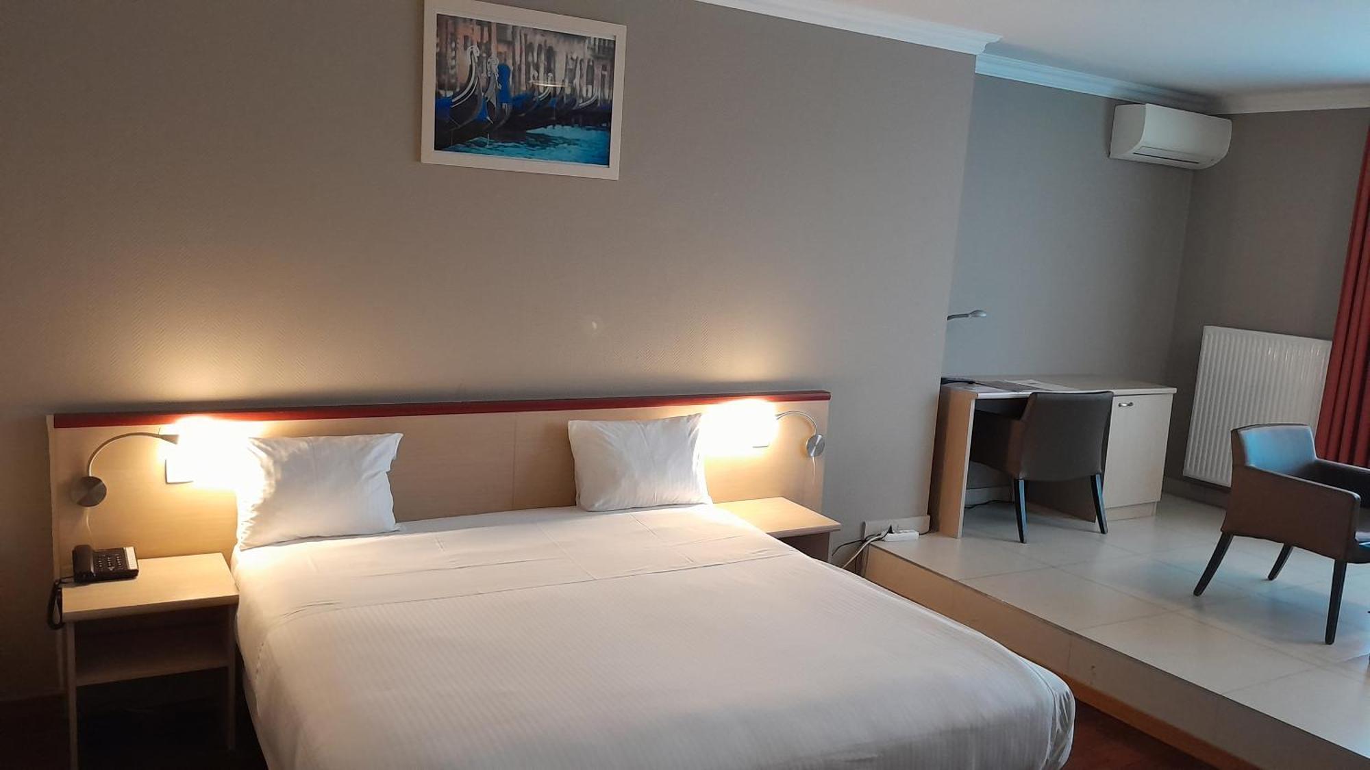 Hotel Taormina Brussels Airport Zaventem Exteriér fotografie