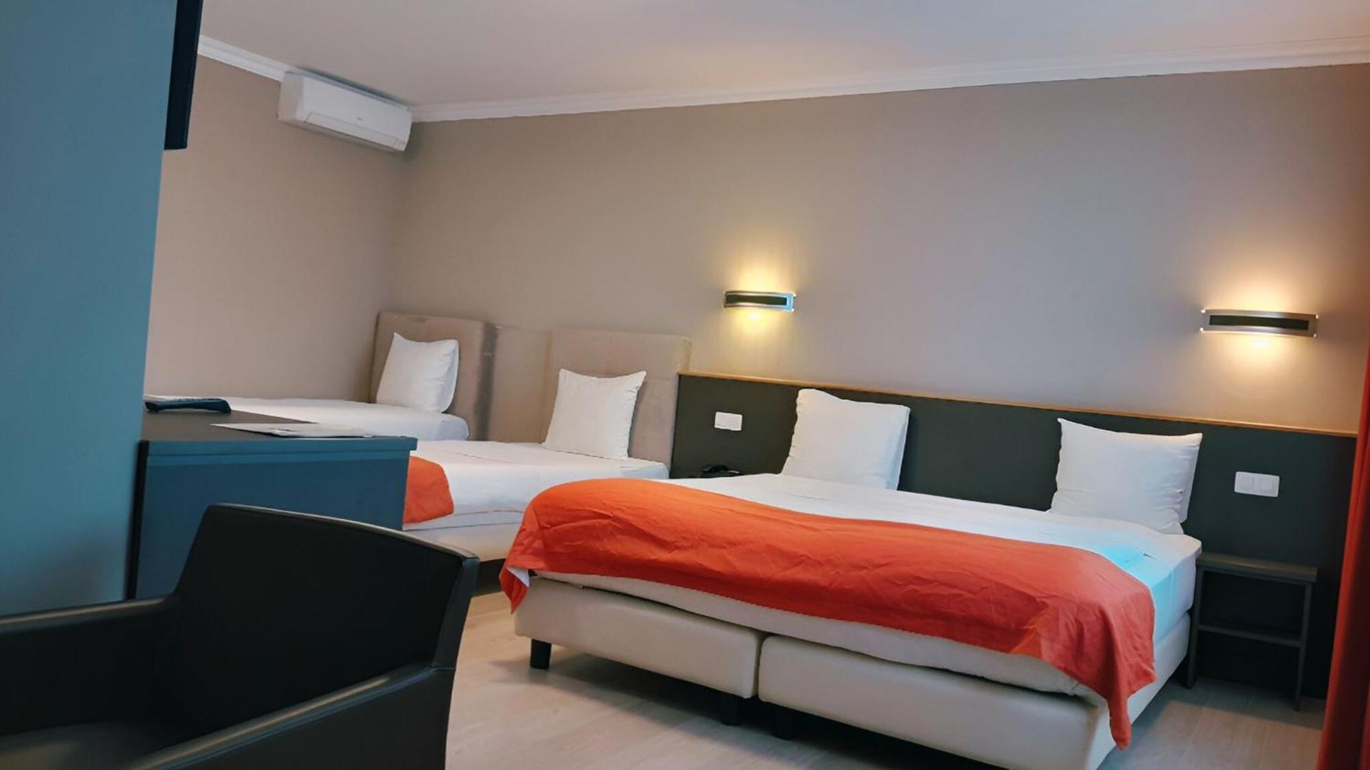 Hotel Taormina Brussels Airport Zaventem Exteriér fotografie