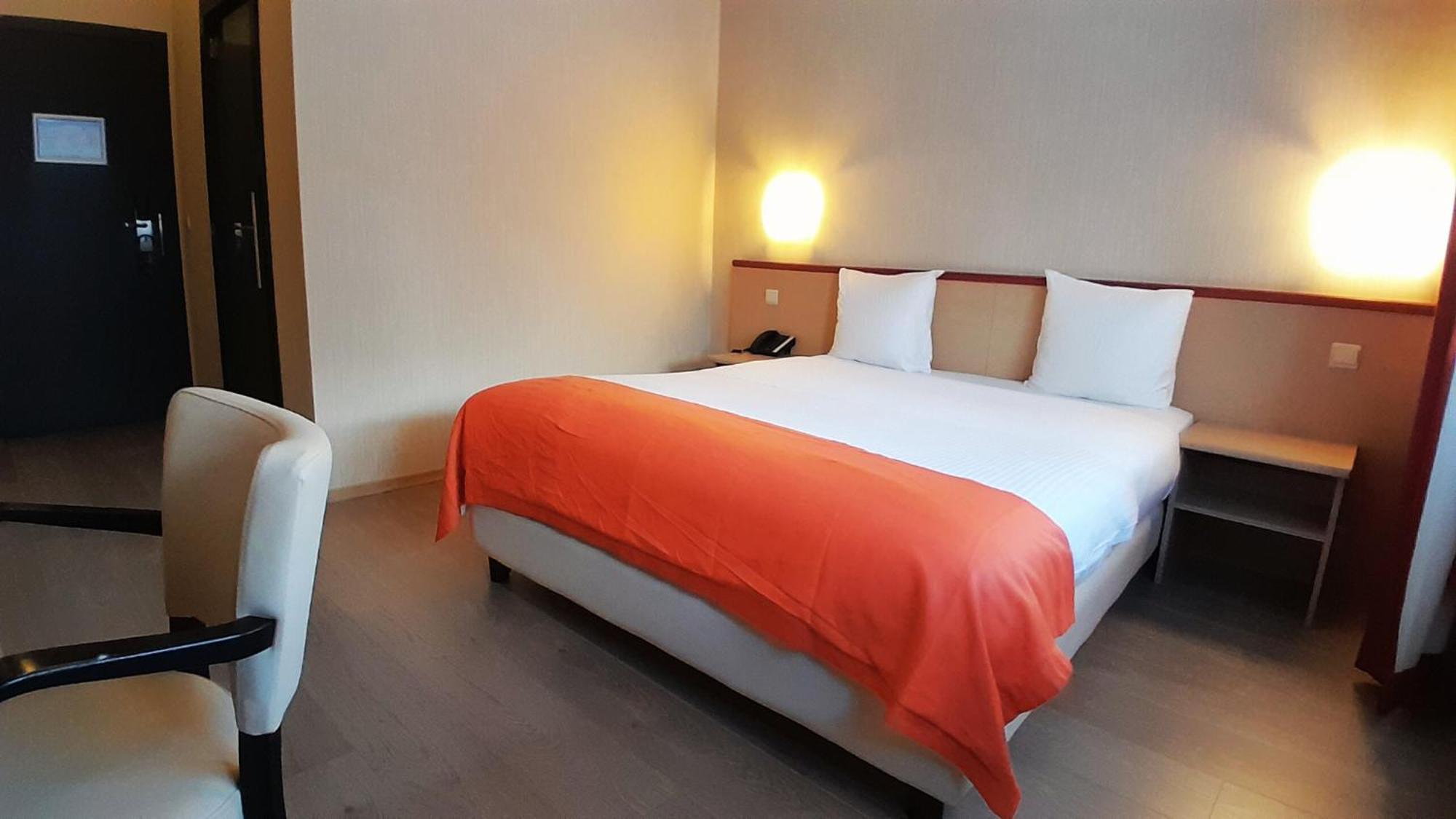 Hotel Taormina Brussels Airport Zaventem Exteriér fotografie