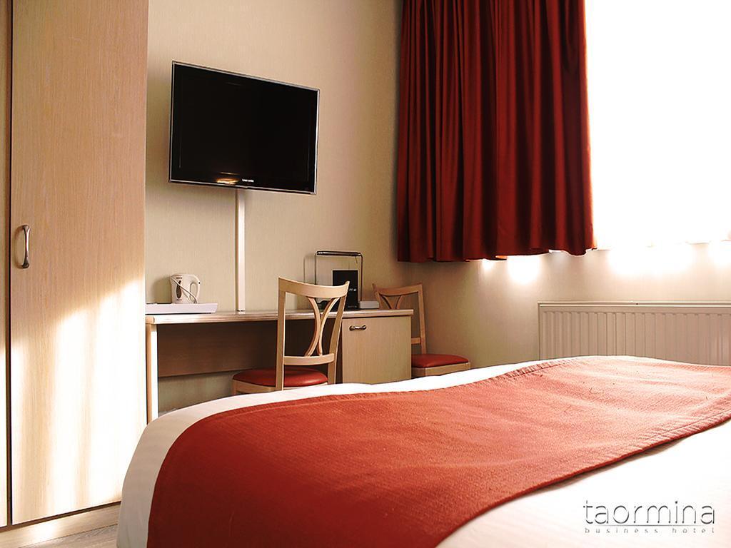 Hotel Taormina Brussels Airport Zaventem Exteriér fotografie